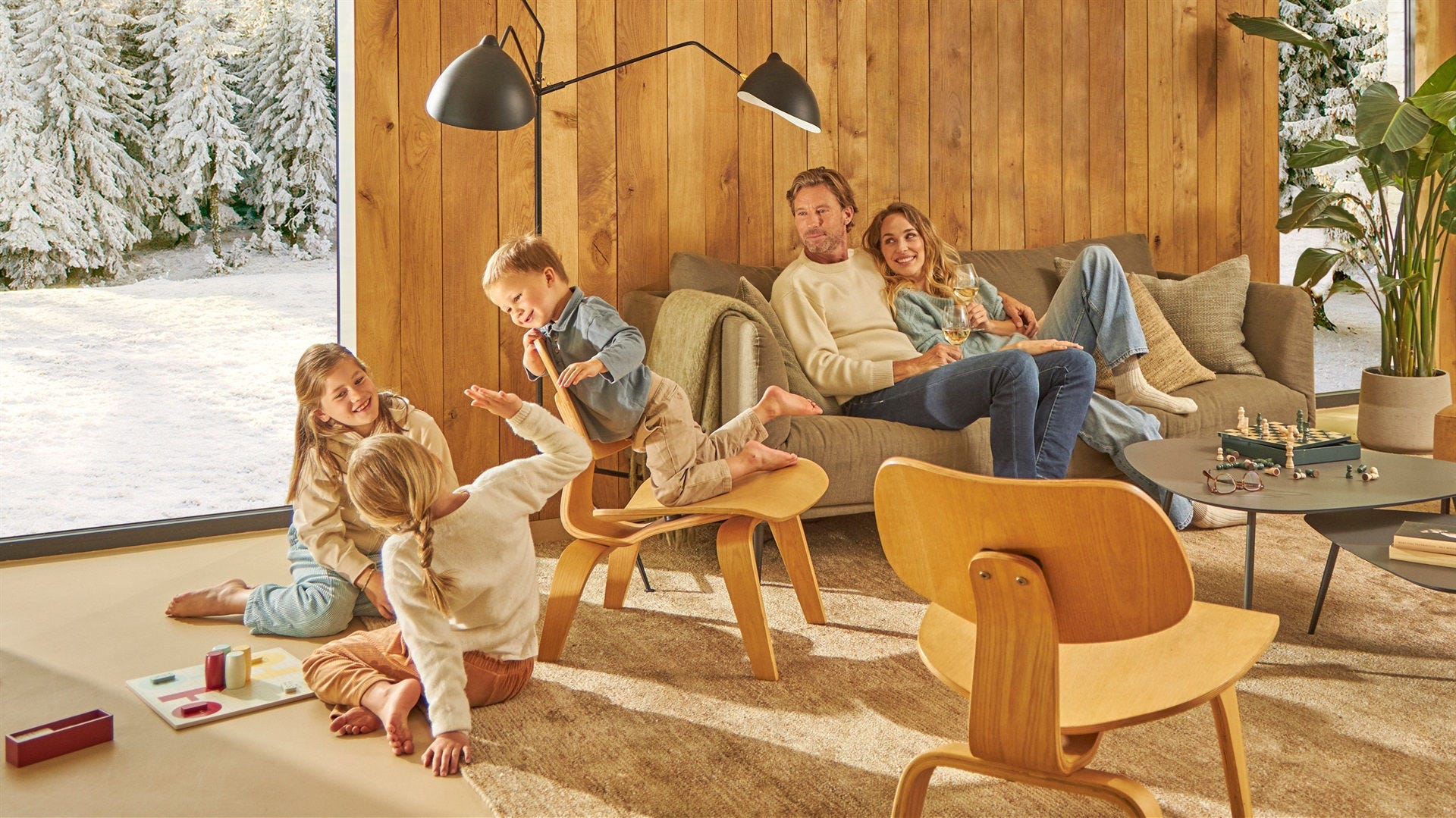 Pareja disfrutando del aire acondicionado de Daikin