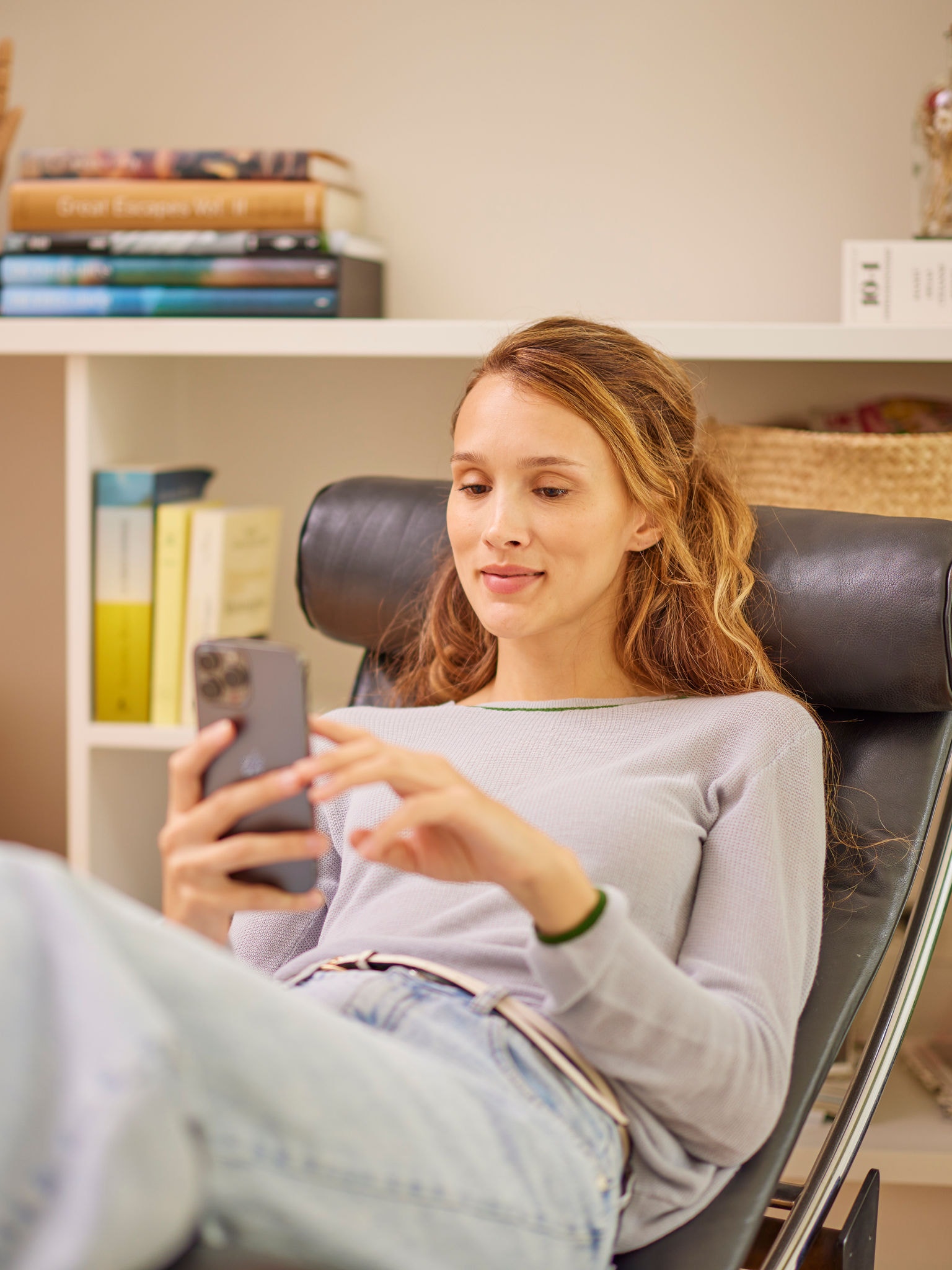 Mujer alérgica al polen